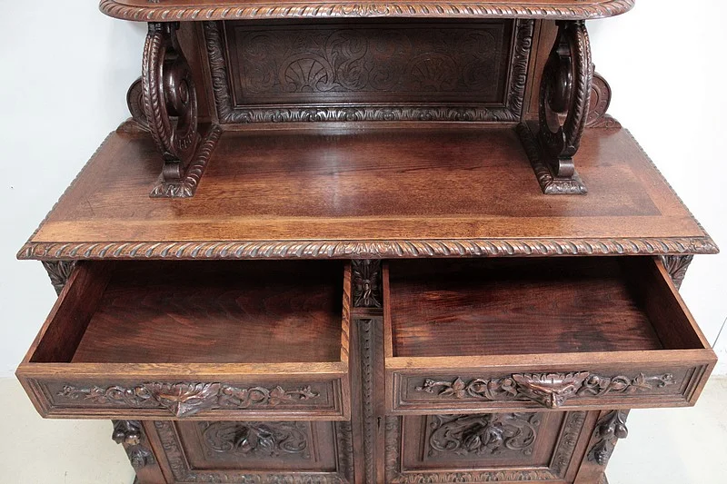 Buffet-Desserte esprit Renaissance en Chêne 1900