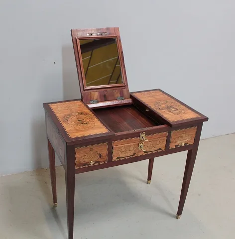 Coiffeuse Louis XVI en Marqueterie XVIIIe