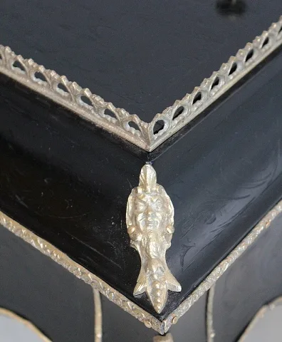 LOUIS XV STYLE JARDINIERE