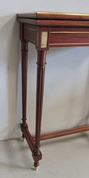 LOUIS XVI STIL KARTENTISCH