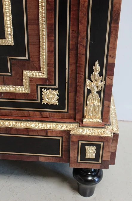 NAPOLEON III PERIOD CABINET