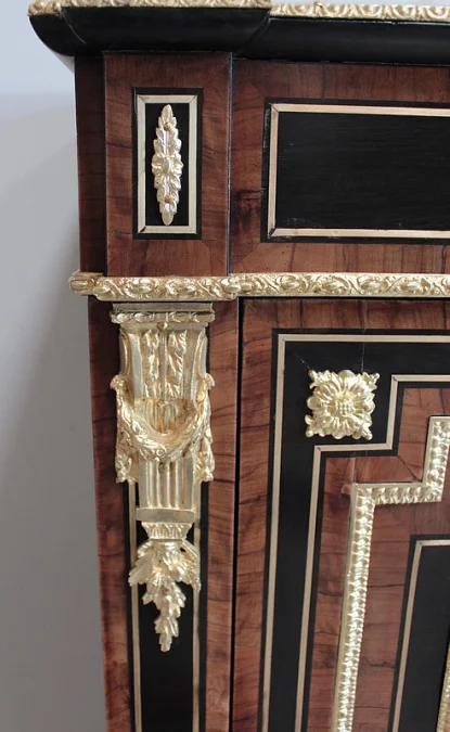 NAPOLEON III PERIOD CABINET