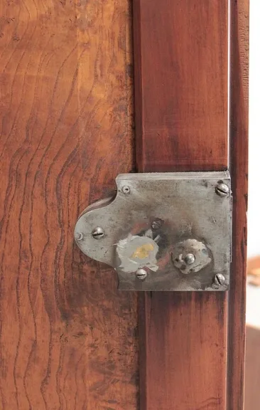 LOUIS XV STIL ARMOIRE