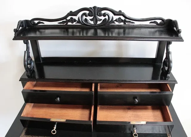 NAPOLEON III PERIOD DESK