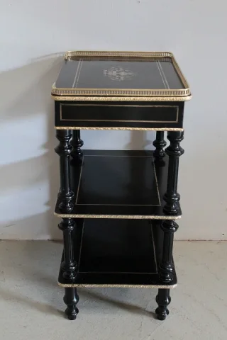 NAPOLEON III PERIODO WHATNOT