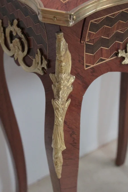 LOUIS XV STYLE TABLE