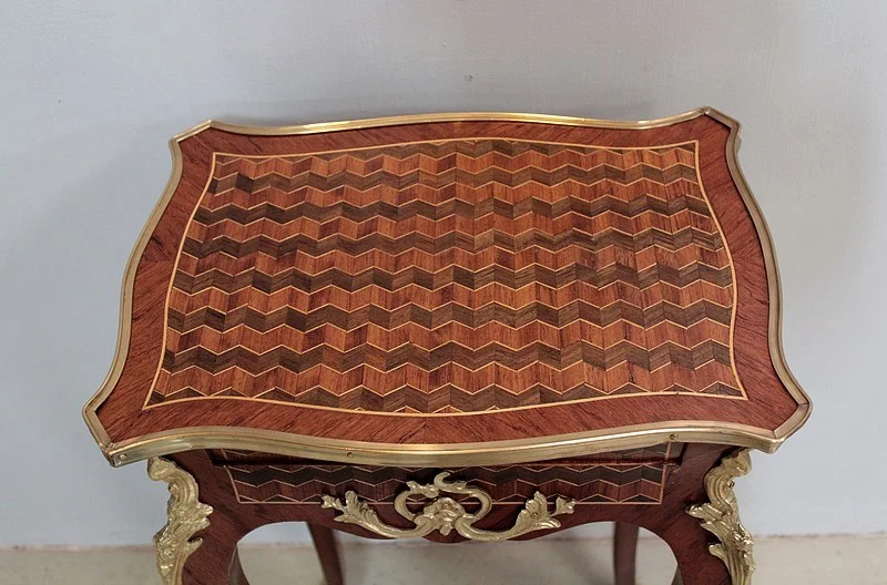 LOUIS XV STYLE TABLE