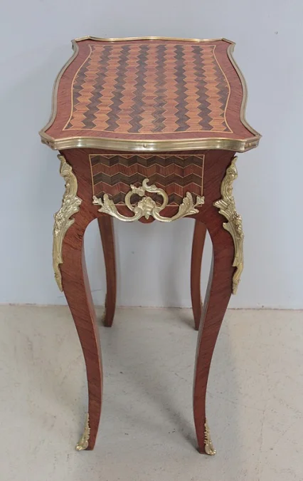 LOUIS XV STYLE TABLE