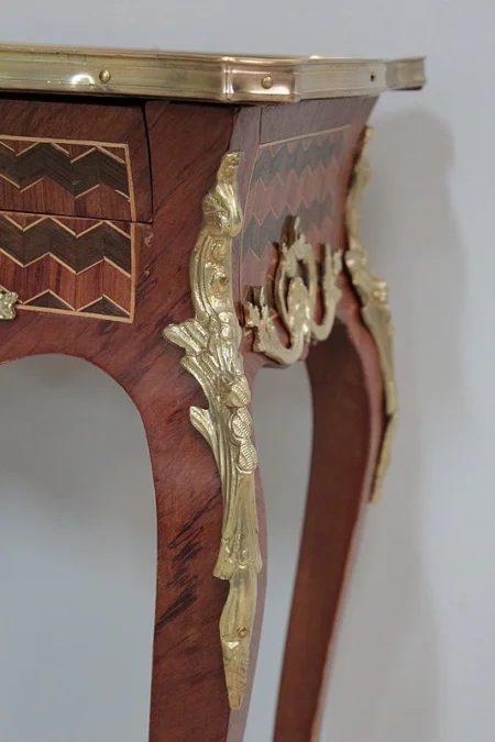 LOUIS XV STYLE TABLE