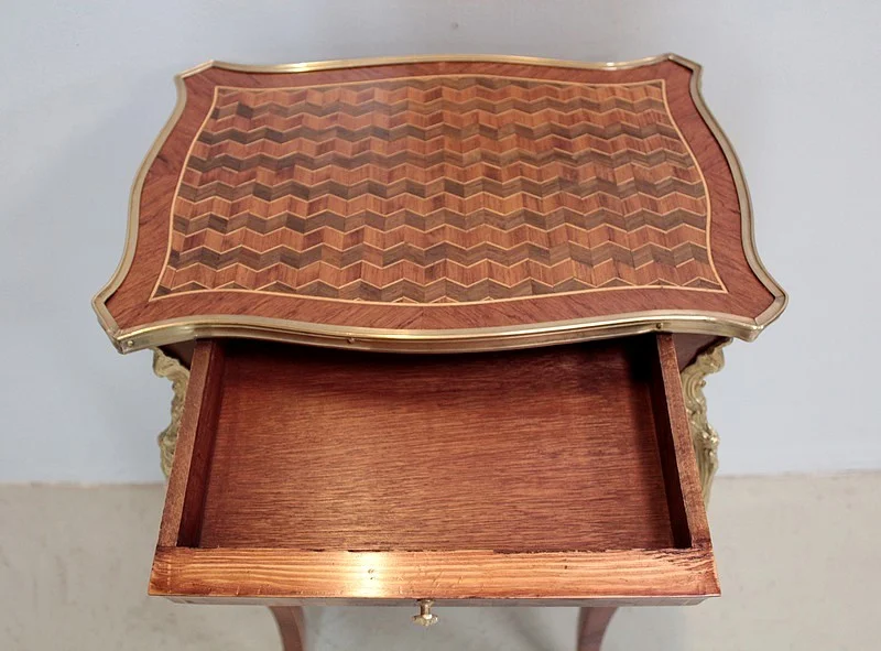 LOUIS XV STYLE TABLE