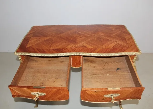 LOUIIS XV STYLE TABLE