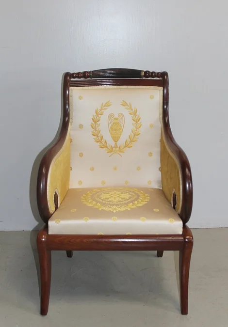 修復期間ARMCHAIR
