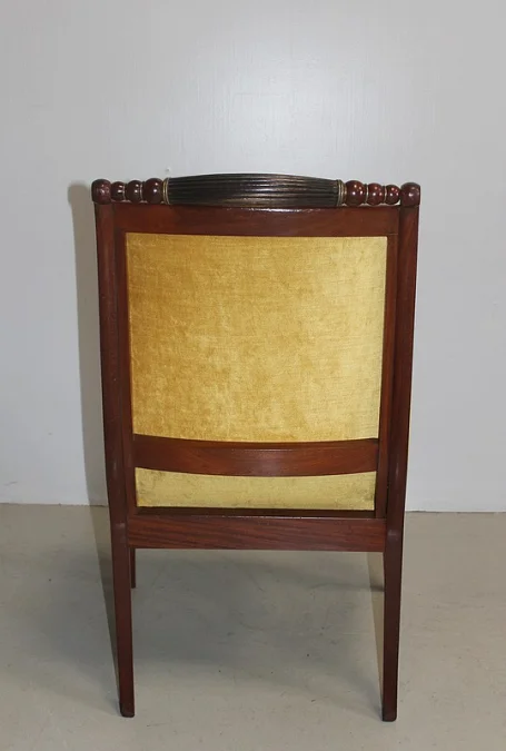 修復期間ARMCHAIR