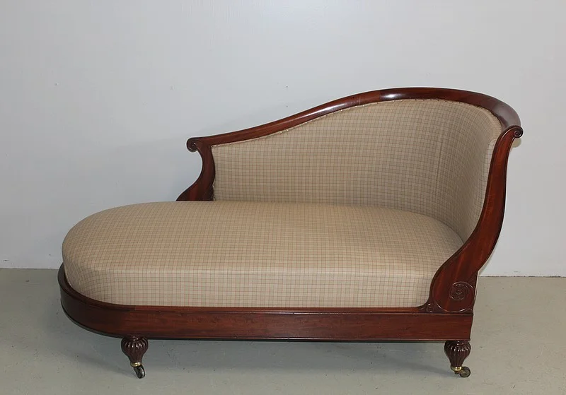 Méridienne Restauration  en Acajou de Cuba XIXe