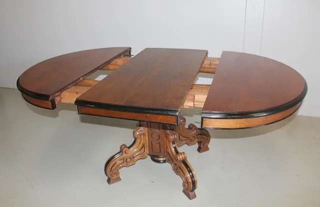 FRENCH EXTENDING TABLE