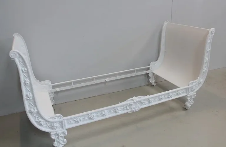 Lit de Repos - Banquette en Fonte XXe