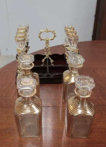 DECANTER BOX