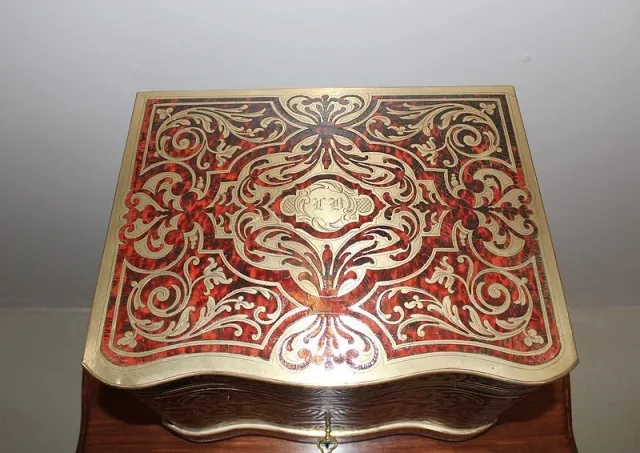 DECANTER BOX