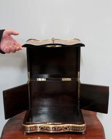 DECANTER BOX