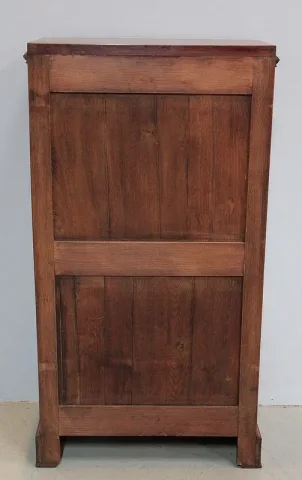 SECRETAIRE