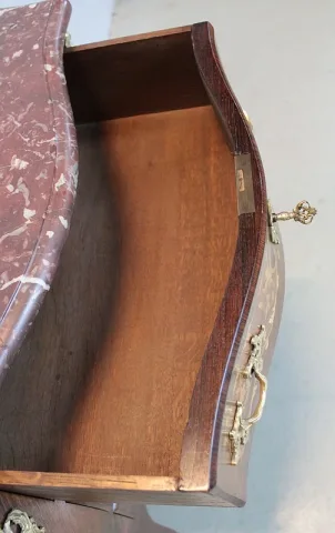 LOUIS XV STYLE CHEST OF DRAWERS
