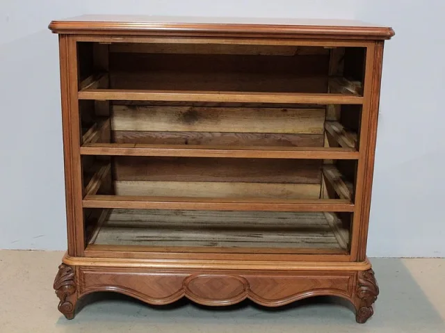 LOUIS XV STYLE CHEST OF DRAWERS