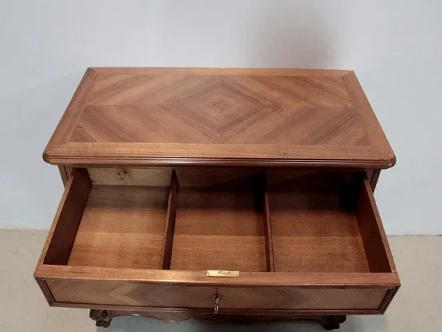 LOUIS XV STYLE CHEST OF DRAWERS