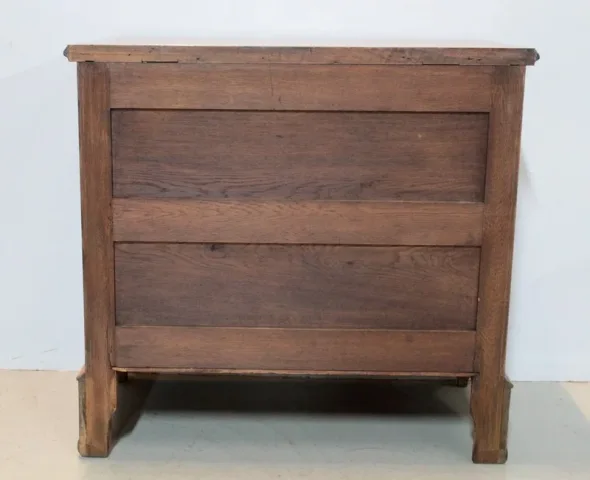 LOUIS XV STYLE CHEST OF DRAWERS