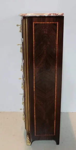 SECRETAIRE BRUST