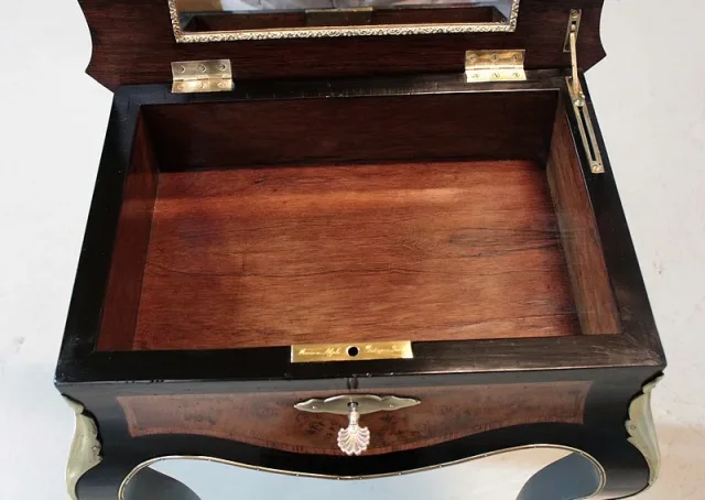 NAPOLEON III PERIOD WORK BOX