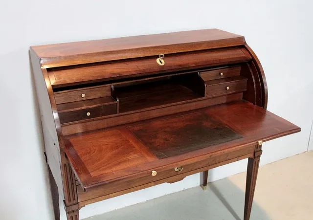 Bureau Cylindre Louis XVI en Acajou XVIIIe