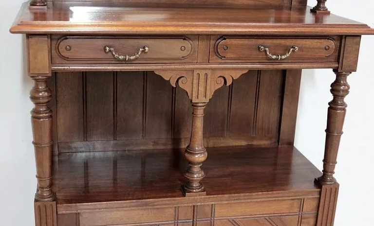 NUSSBAUM-SIDEBOARD