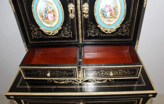 NAPOLEON III PERIOD BONHEUR DU JOUR