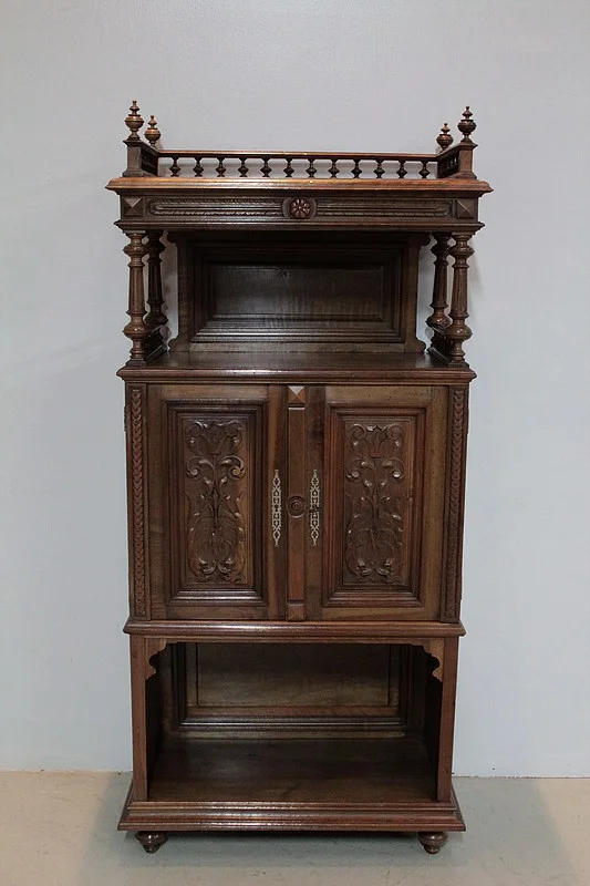 RENAISSANCE STIL KABINETT