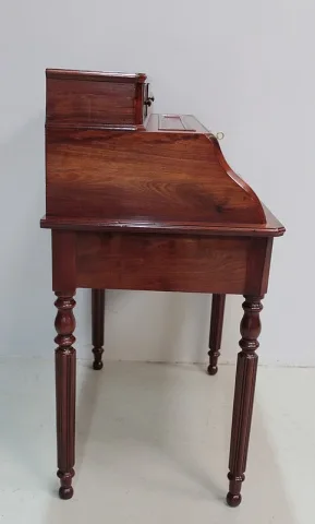 LADY'S DESK