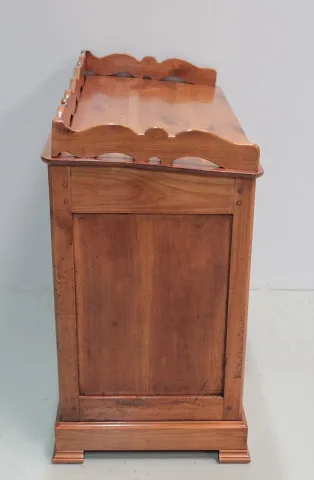 PEDESTAL DESK