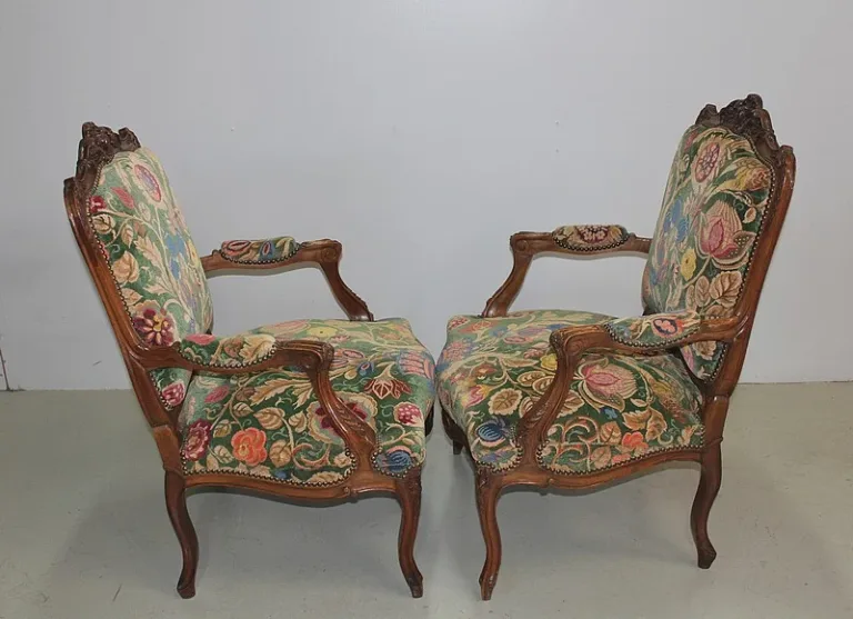LOUIS XV STYLE CHAIRS
