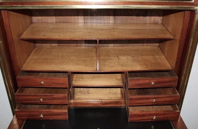 LOUIS XVI PERIOD SECRETAIRE