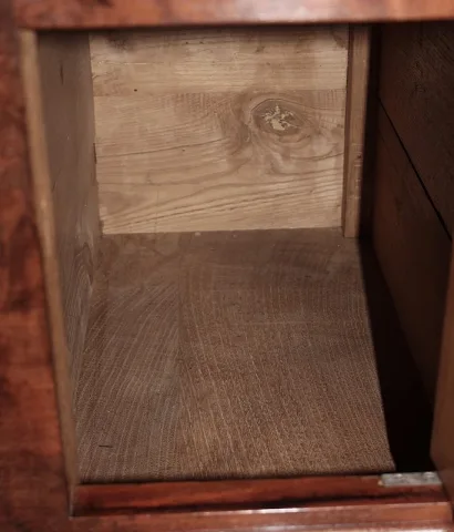 PEDESTAL DESK