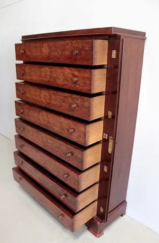 Chiffonnier en Ronce d'Acajou XIXe