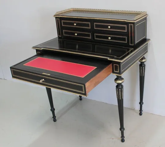 NAPOLEON III PERIOD DESK
