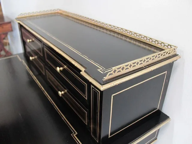 NAPOLEON III PERIOD DESK