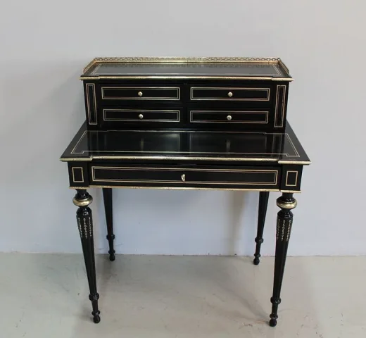 NAPOLEON III PERIOD DESK