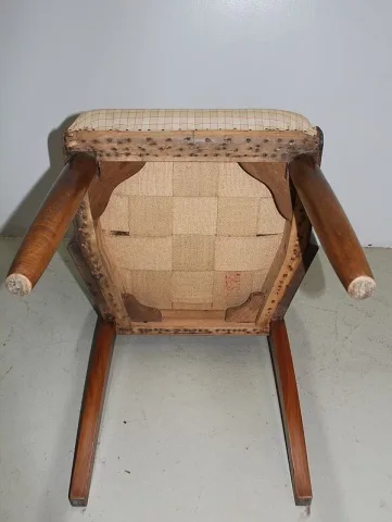 Suite de 4 Chaises en Noyer ART-DECO