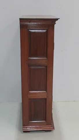 ARMADIO INDIANO