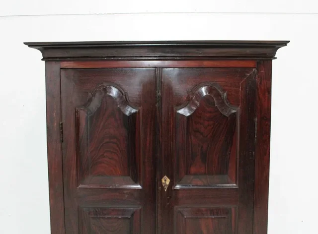 Armoire en Palissandre des Indes XIXe