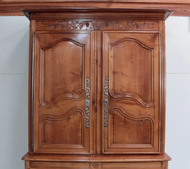 FRENCH TRANSITION PERIOD BUFFET
