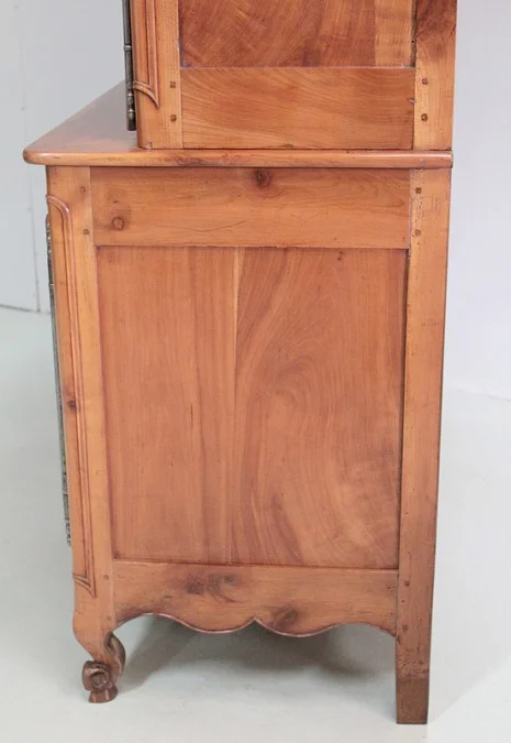 FRENCH TRANSITION PERIOD BUFFET