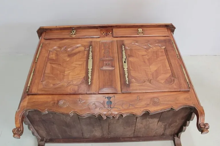 LOUIS XV STIL KLEIDER