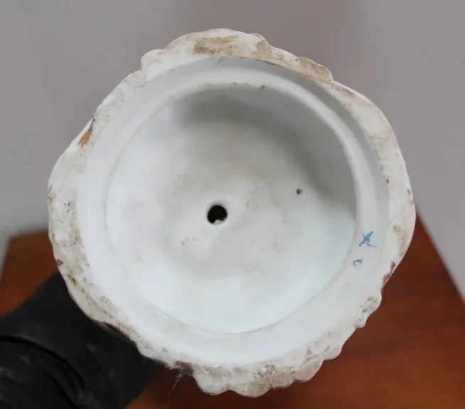 PORZELLAN PEDESTAL DISH